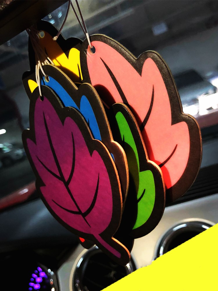 Car Air Freshener Leaf Pendant for Odor Removal